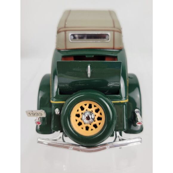 National Motor Museum Mint ARKO 1933 Ford Deluxe Roadster Dark Green Scale 1:32 - Picture 4 of 7